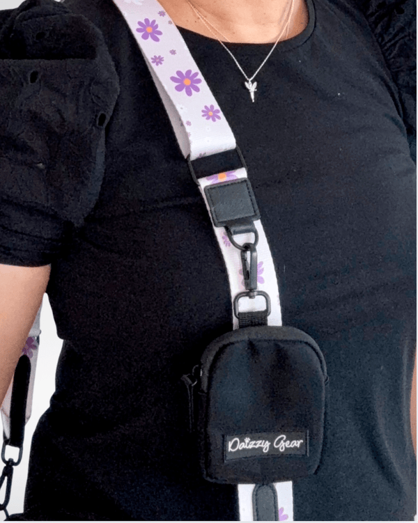 Daisy Dreams Purple Dog Walking Bag with Treat Pouch - Daizzy Gear - Stylish Accessories for Dogs