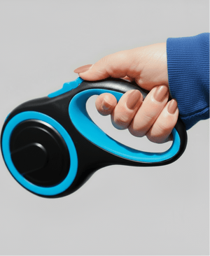 Retractable Blue Dog Walking Leash - Daizzy Gear - Stylish Accessories for Dogs