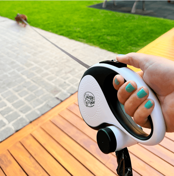 White Retractable Dog Leash with Poop Bag Dispenser - Daizzy Gear - Stylish Accessories for Dogs